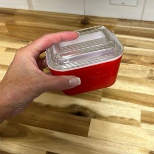 Pyrex red 501